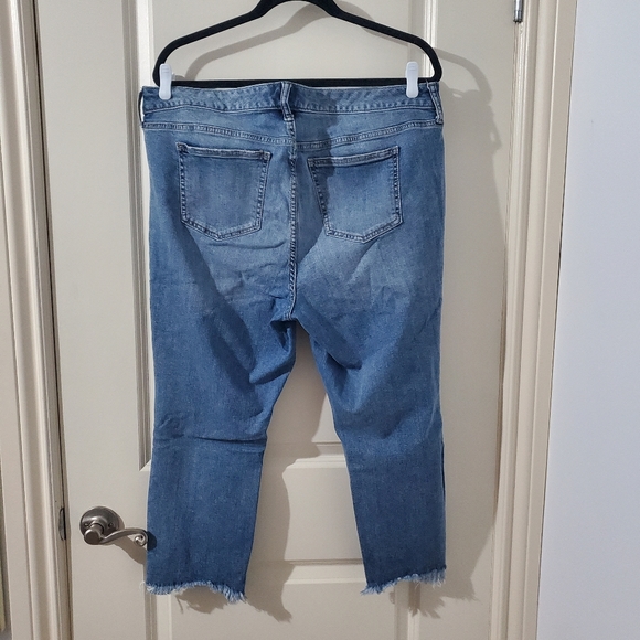 Torrid Light Wash Distressed Ankle Skinny Jeans - Picture 6 of 7